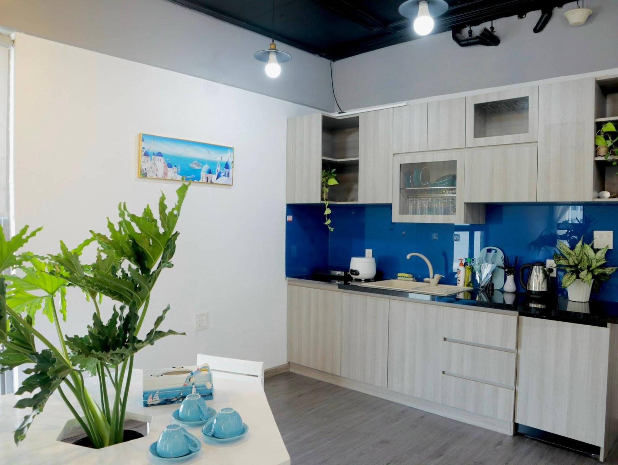 Genius Apartment River Gate Center Хошимин Экстерьер фото